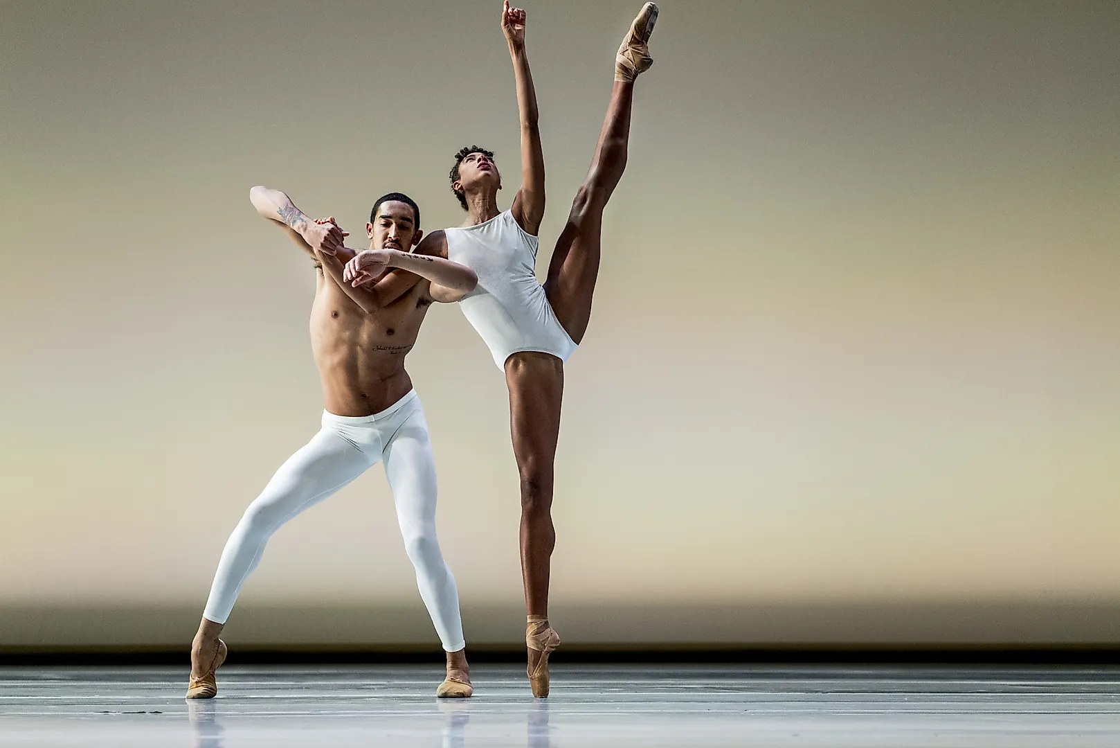 Alonzo_King_LINES_Ballet_the_Personal_Element3_Photo_by__Manny_Crisostomo.jpg